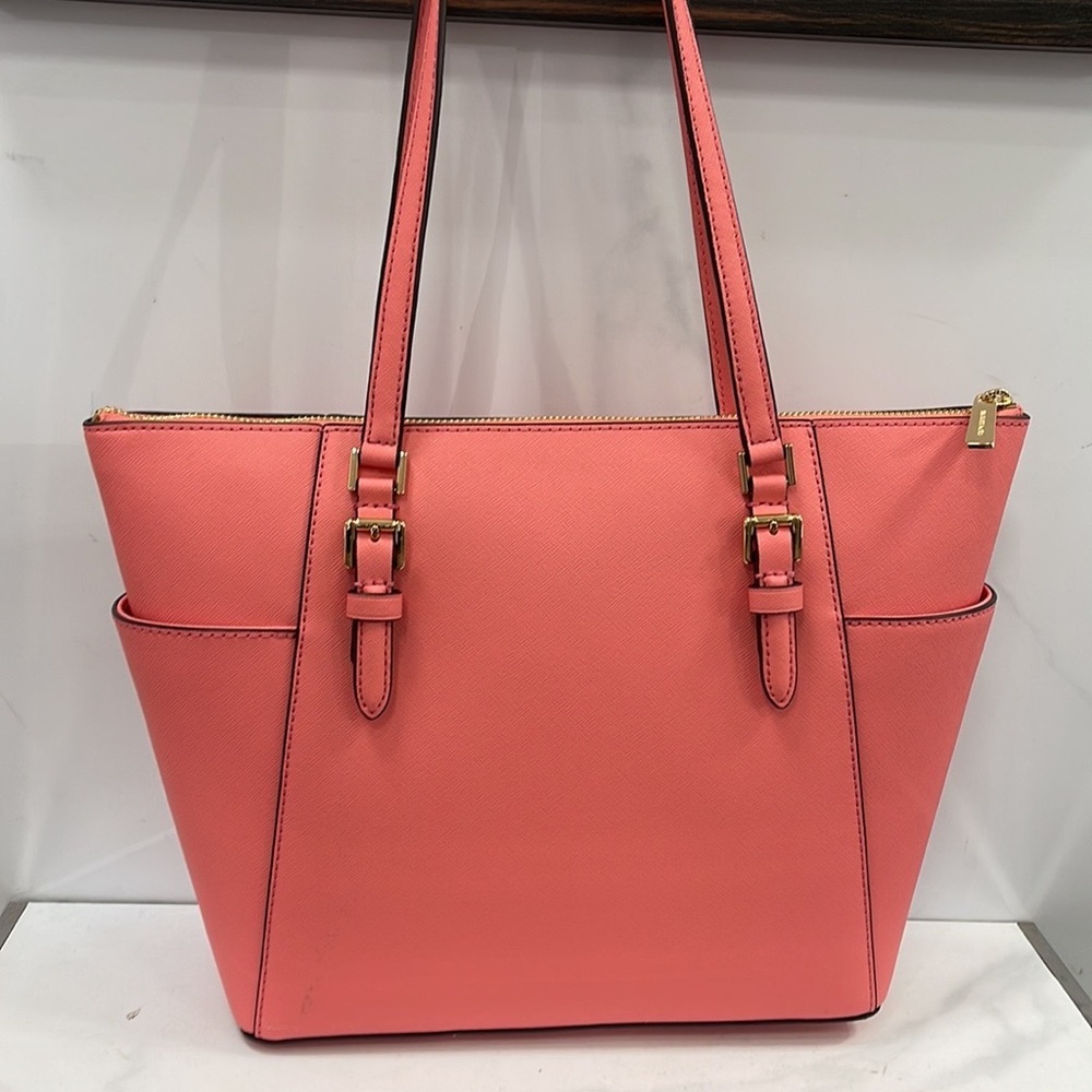 MICHAEL KORS Charlotte Large Leather Top-Zip Tote
Tea Rose - Picture 4 of 16